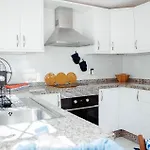 فيلة Happy Place, Chayofa